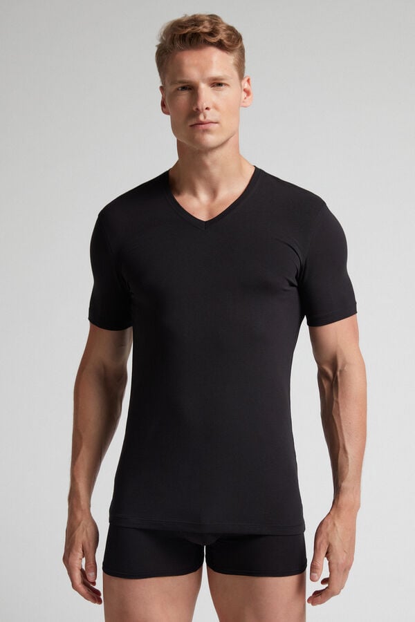 Camiseta Intimissimi Stretch Superior Cotton V-Neck Hombre Negras | TIESJ1852